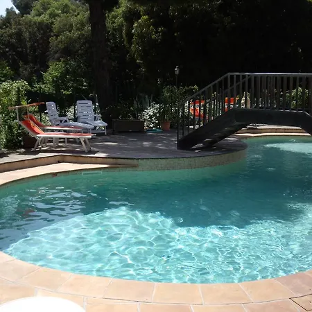 Les Palmiers Hotel 3*